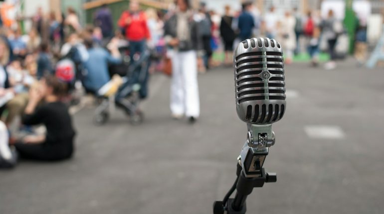 【刑事】立委林岱樺交保在外可以批評司法及選舉造勢嗎？ 1